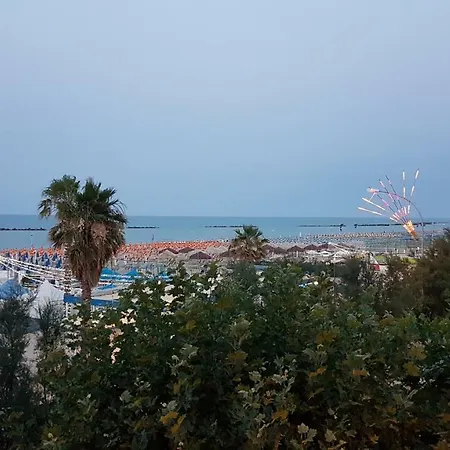Atlantic, Right At The Beach! Apartmán