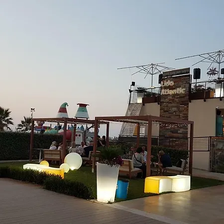 Atlantic, Right At The Beach! * רוזטו דליי אברוצי
